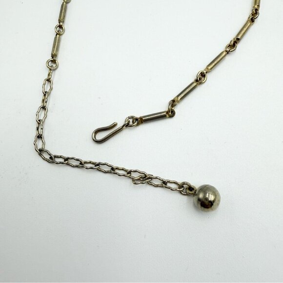 Vintage Gold Tone Rhinestones Leaves Faux Pearls Chain Necklace - Picture 6 of 7